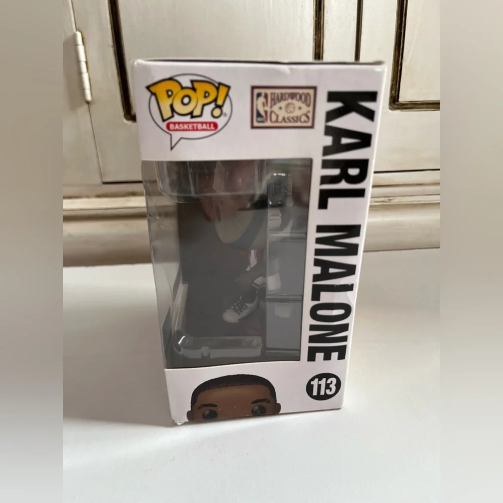 New Funko POP NBA Legends Karl Malone 1992 Team USA Target Exclusive #113 figure